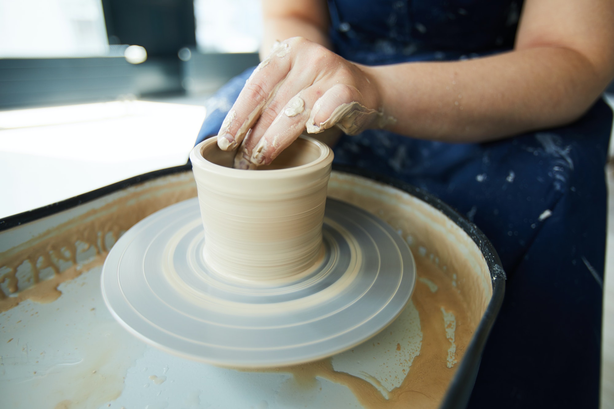 Making clay jug